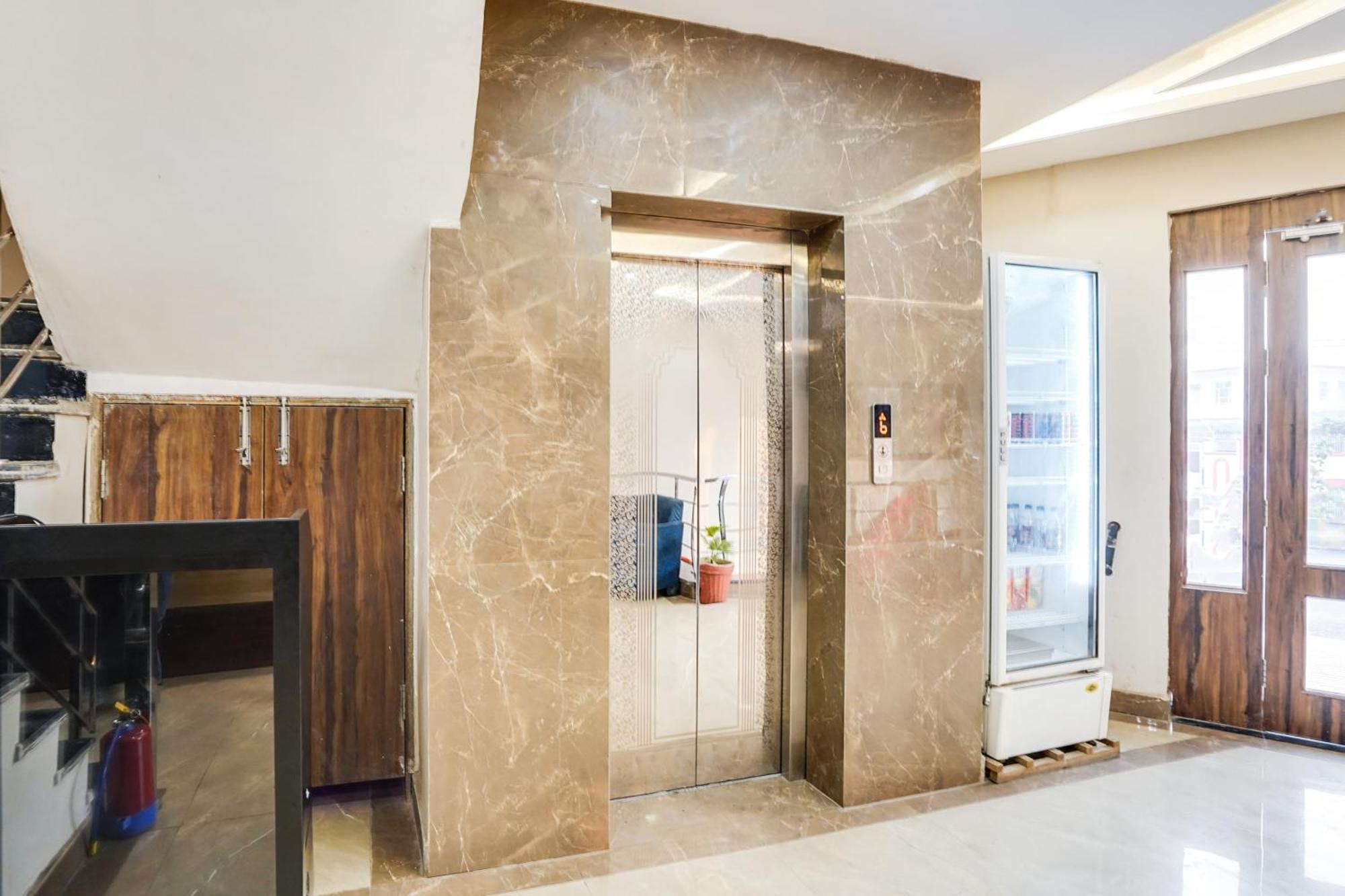 加济阿巴德 Super Townhouse The Royal Casa酒店 外观 照片