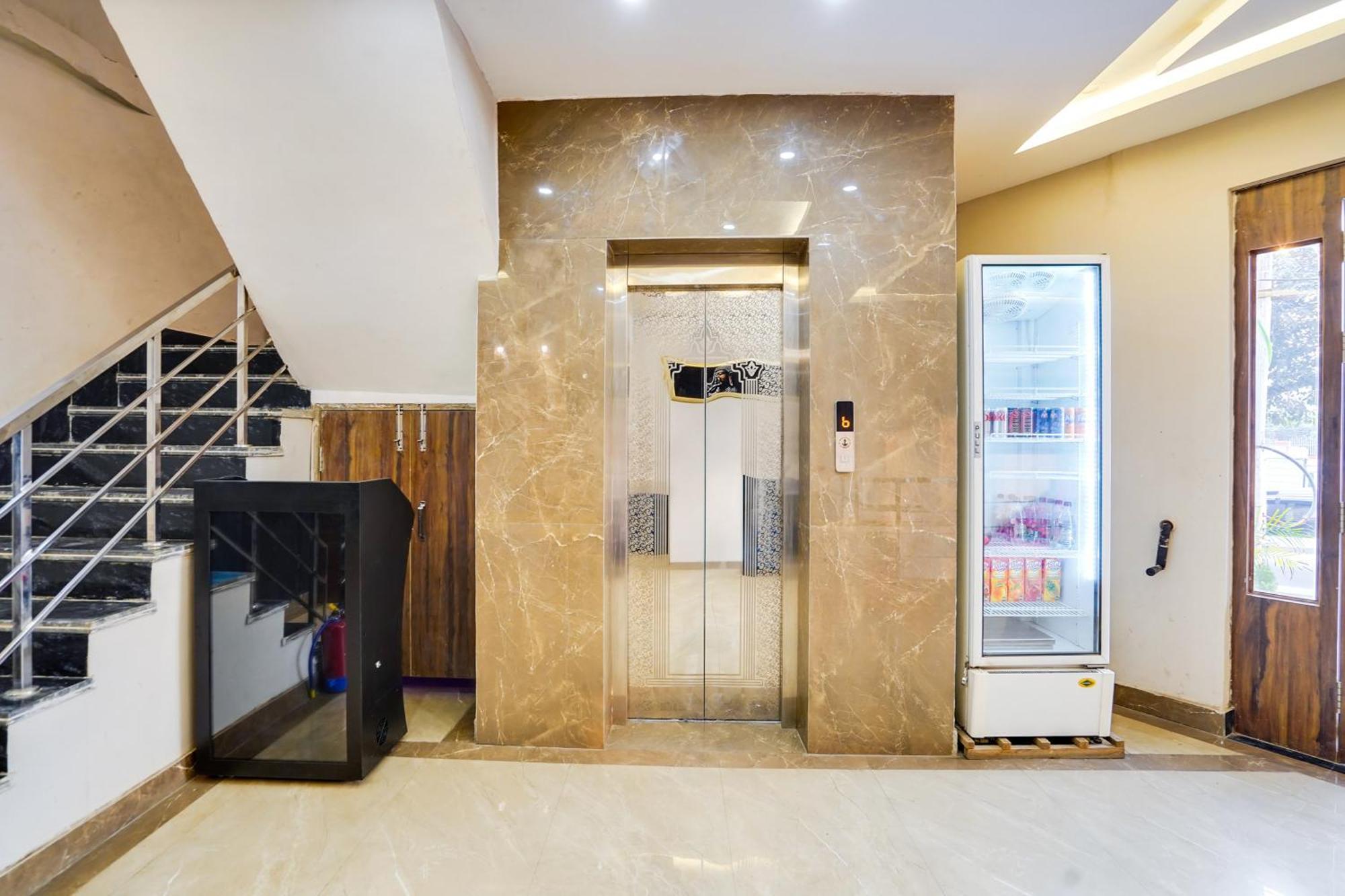 加济阿巴德 Super Townhouse The Royal Casa酒店 外观 照片
